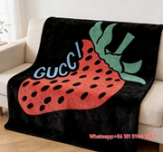 Gucci Throw Blankets Strawberry Pop Art Blanket GGJY (34)